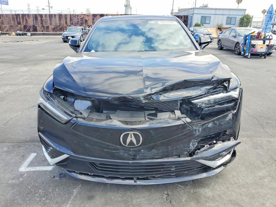 59872826 :رقم المزاد ، 4W5KHMRK5RZ517643 vin ، 2024 Acura Zdx مزاد بيع