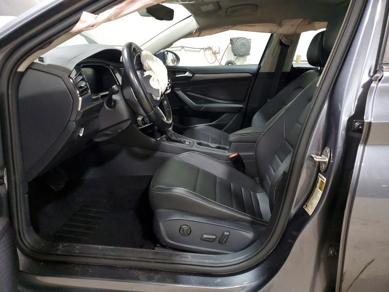 63131736 :رقم المزاد ، 3VW7M7BU0NM030645 vin ، 2022 Volkswagen Jetta مزاد بيع
