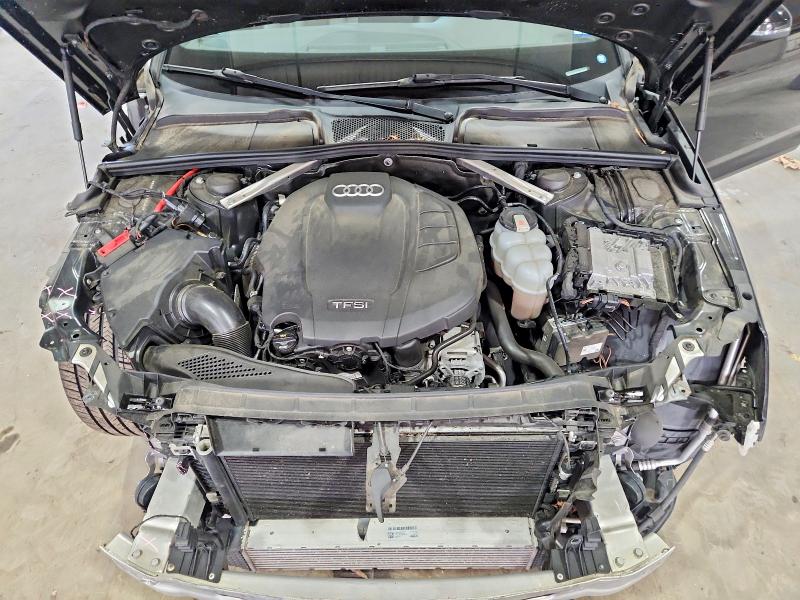Продажа на аукционе авто 2019 Audi A4, vin: WAUDNAF43KA115463, номер лота: 60995306