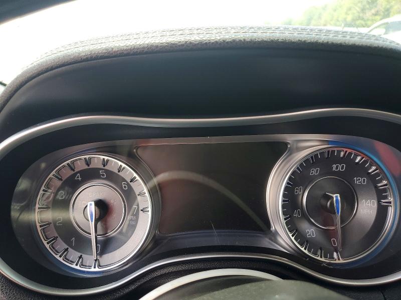 2016 Chrysler 300c მანქანა იყიდება აუქციონზე, vin: 2C3CCAKG3GH208498, აუქციონის ნომერი: 60170226