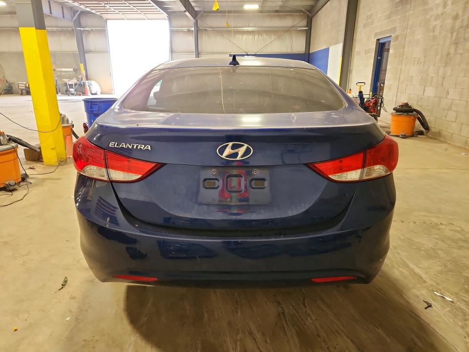 61535586 :رقم المزاد ، KMHDH4AE9DU565014 vin ، 2013 Hyundai Elantra مزاد بيع