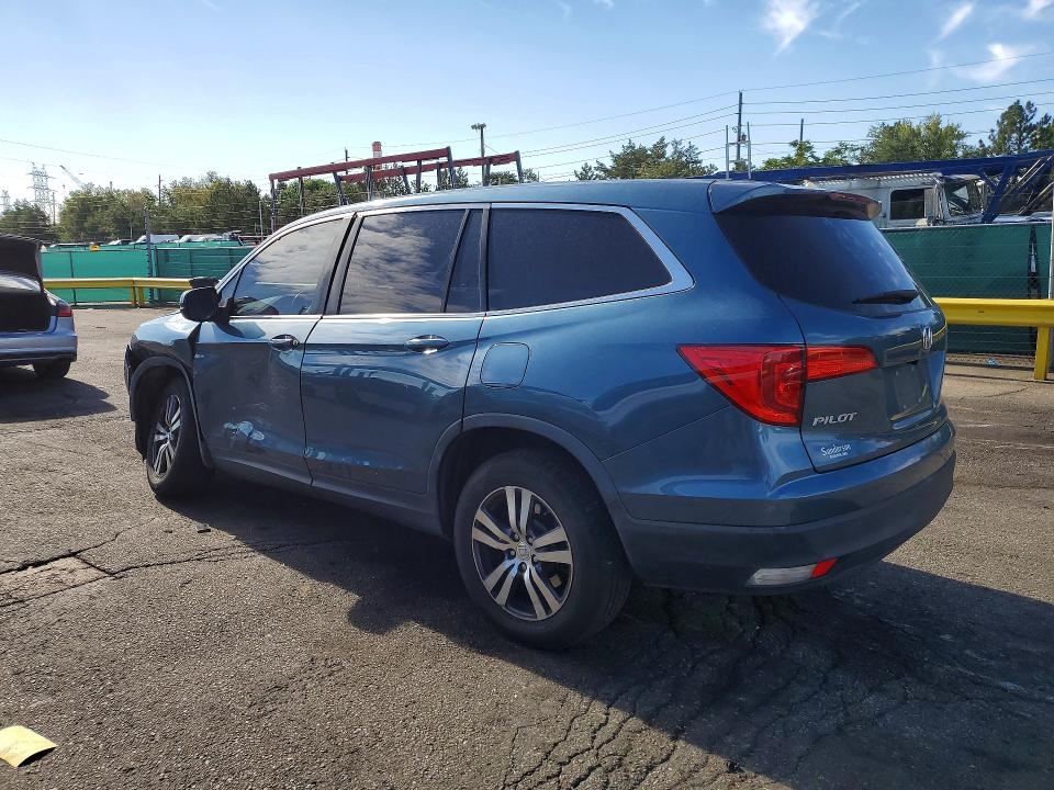 63385756 :رقم المزاد ، 5FNYF6H79GB118338 vin ، 2016 Honda Pilot مزاد بيع