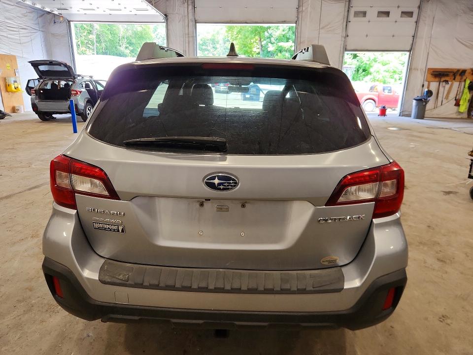 2018 Subaru Outback მანქანა იყიდება აუქციონზე, vin: 4S4BSACC5J3233785, აუქციონის ნომერი: 61425346