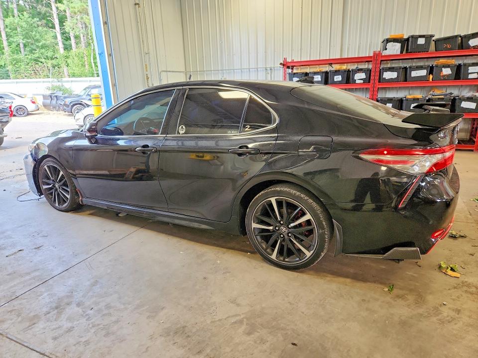 Продажа на аукционе авто 2018 Toyota Camry, vin: 4T1BZ1HK0JU009801, номер лота: 62766986