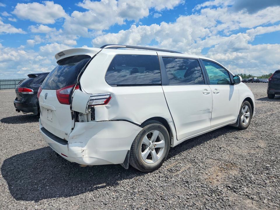 2017 Toyota Sienna მანქანა იყიდება აუქციონზე, vin: 5TDKZ3DC6HS853256, აუქციონის ნომერი: 58781706