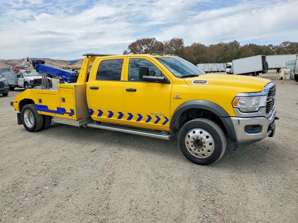 60107216 :رقم المزاد ، 3C7WRNFL5KG606068 vin ، 2019 Ram 5500 مزاد بيع