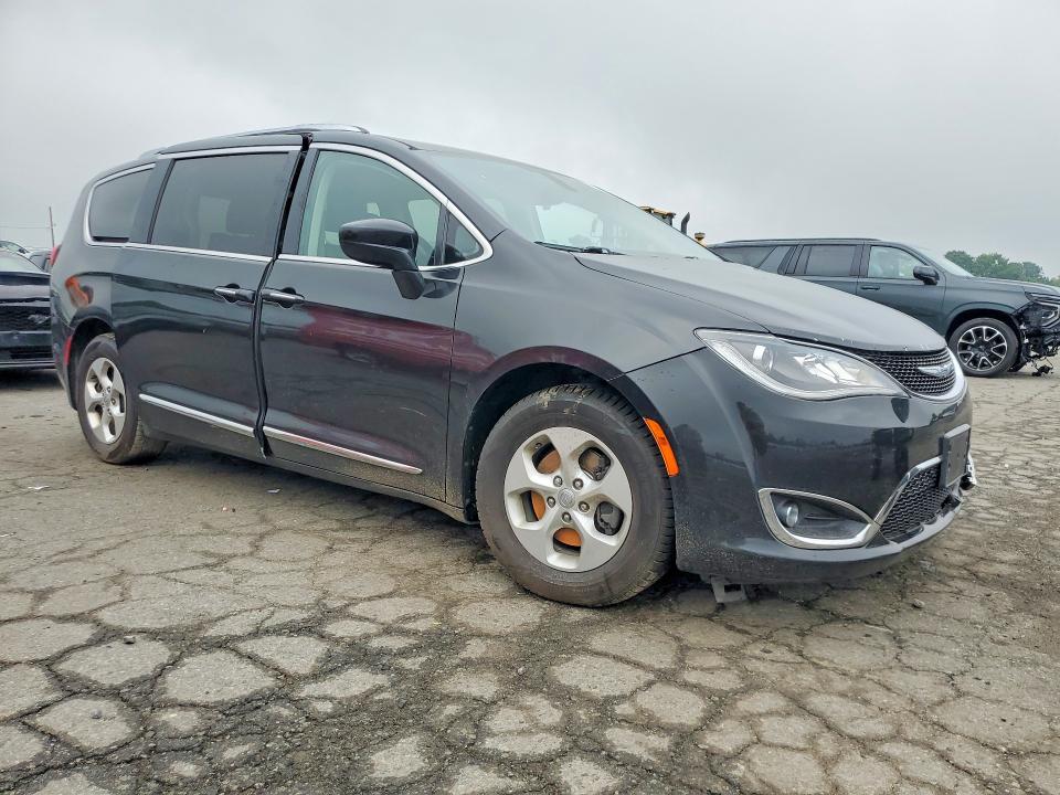 2017 Chrysler Pacifica მანქანა იყიდება აუქციონზე, vin: 2C4RC1EG6HR759733, აუქციონის ნომერი: 60027256