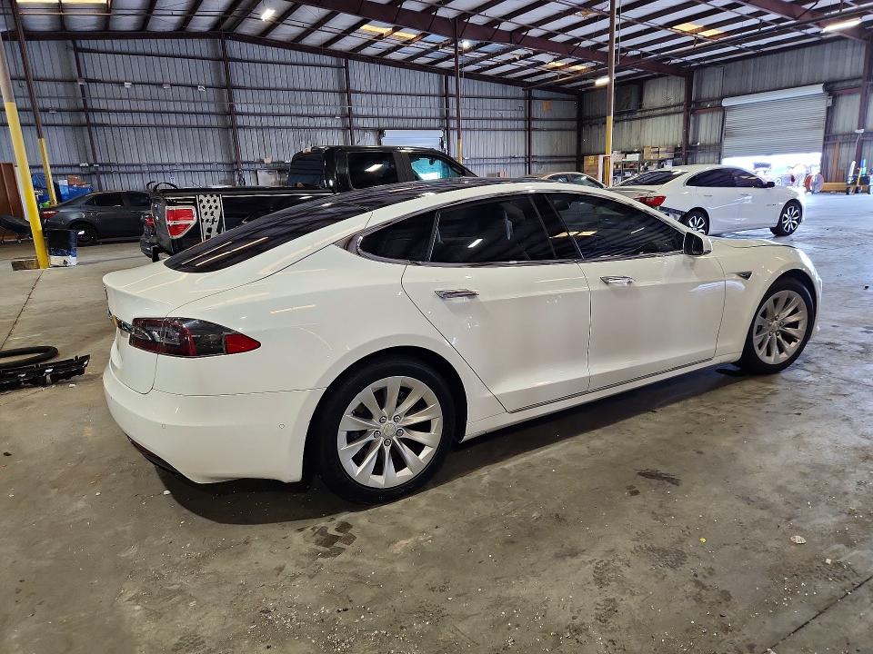 2016 Tesla Model S მანქანა იყიდება აუქციონზე, vin: 5YJSA1E15GF153191, აუქციონის ნომერი: 59224356
