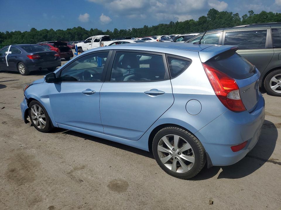 2013 Hyundai Accent მანქანა იყიდება აუქციონზე, vin: KMHCU5AE5DU074873, აუქციონის ნომერი: 59671656