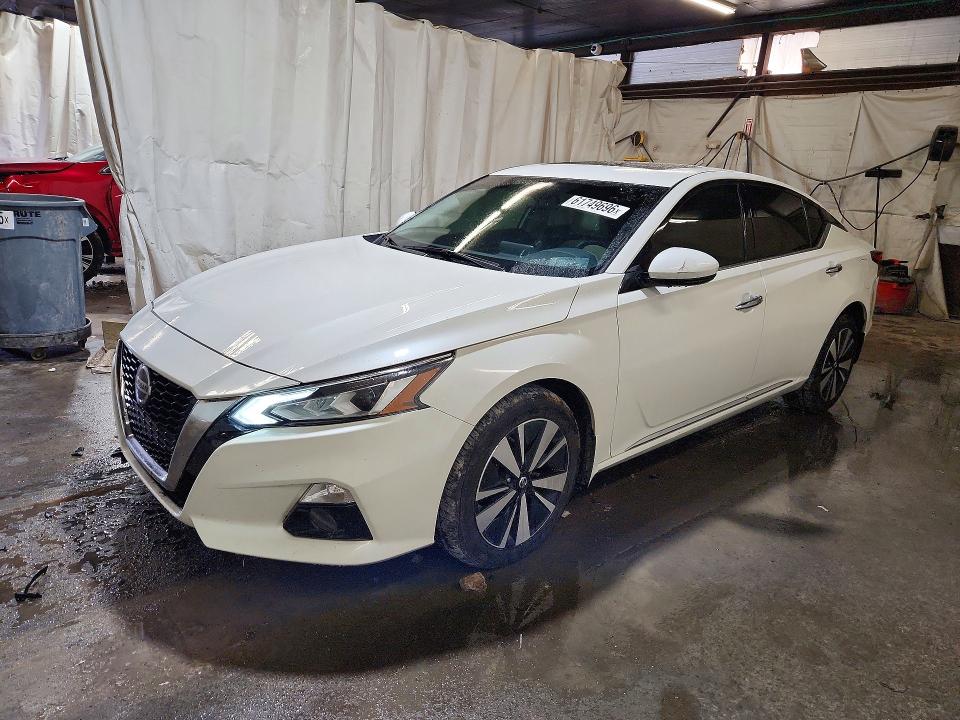 2020 Nissan Altima მანქანა იყიდება აუქციონზე, vin: 1N4BL4EW8LC221830, აუქციონის ნომერი: 61749696
