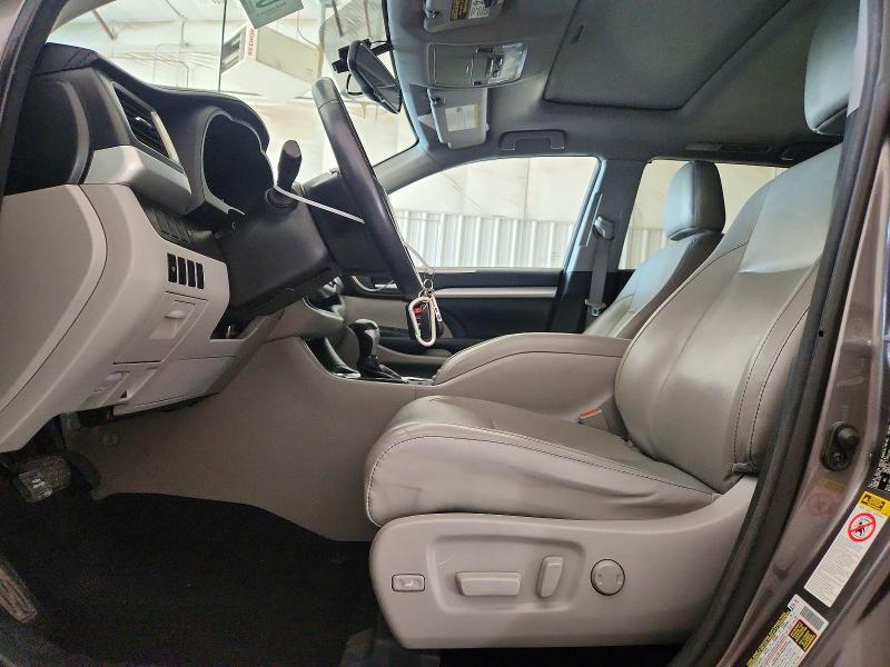 63122936 :رقم المزاد ، 5TDJKRFH2GS313655 vin ، 2016 Toyota Highlander مزاد بيع