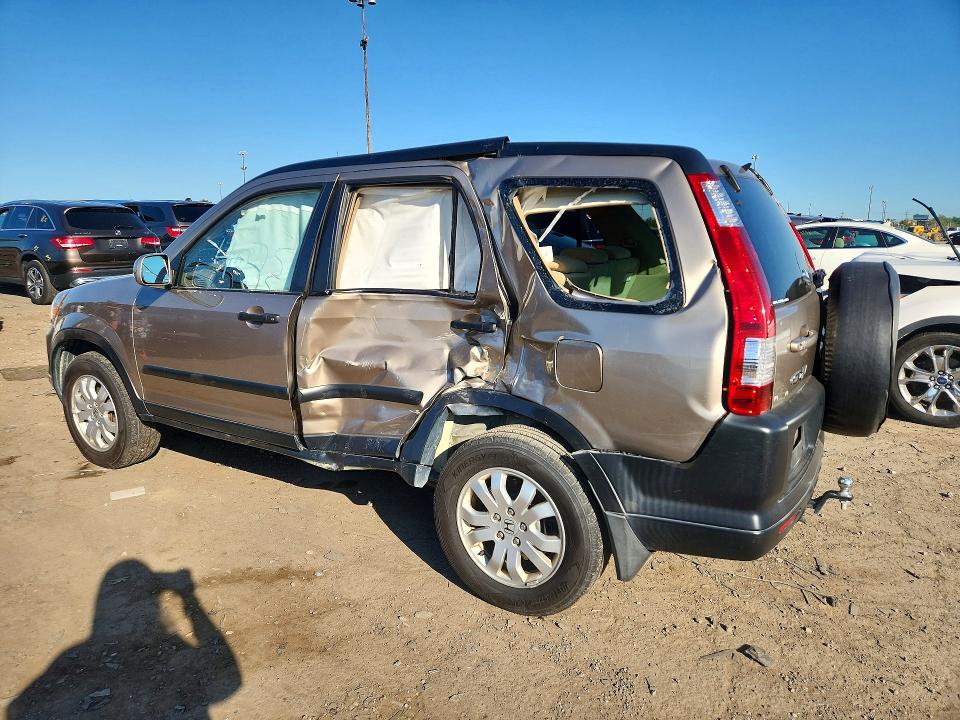 62148156 :رقم المزاد ، SHSRD78805U334075 vin ، 2005 Honda Cr-v مزاد بيع