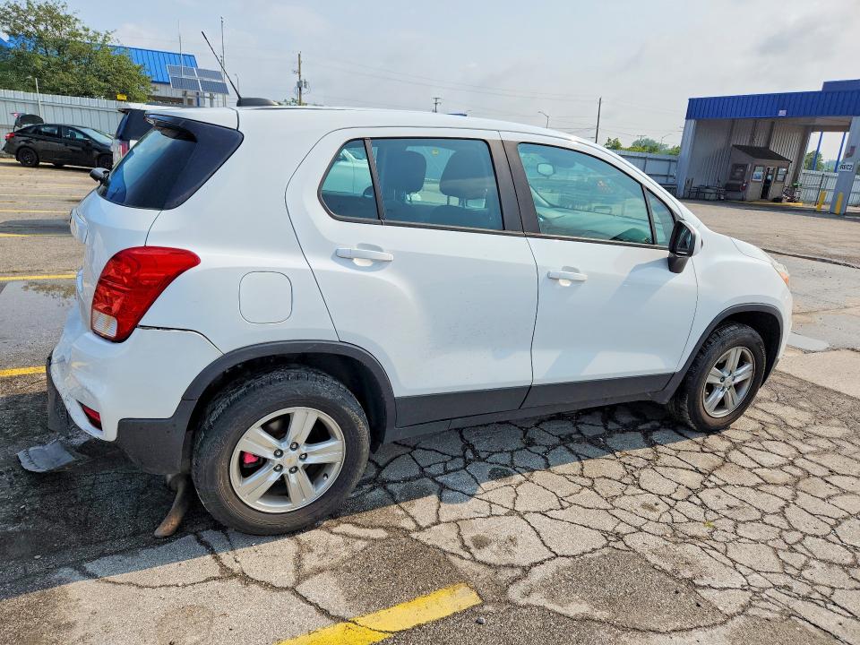 61771596 :رقم المزاد ، KL7CJNSB0JB698828 vin ، 2018 Chevrolet Trax مزاد بيع