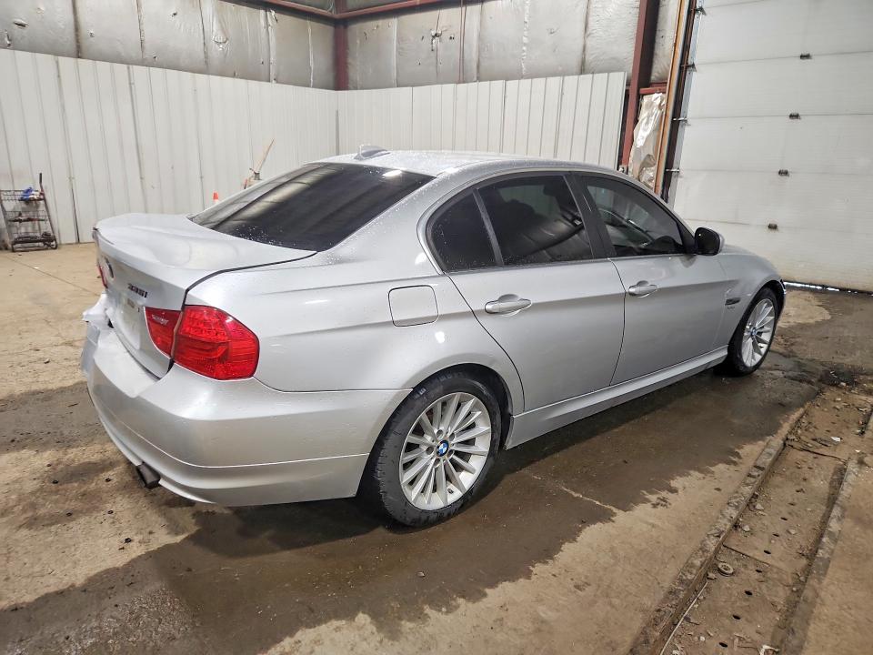 61804386 :رقم المزاد ، WBAPL5C54BA920556 vin ، 2011 Bmw 335 مزاد بيع