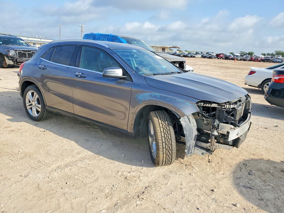61295196 :رقم المزاد ، WDCTG4EB9GJ231388 vin ، 2016 Mercedes-benz Gla مزاد بيع