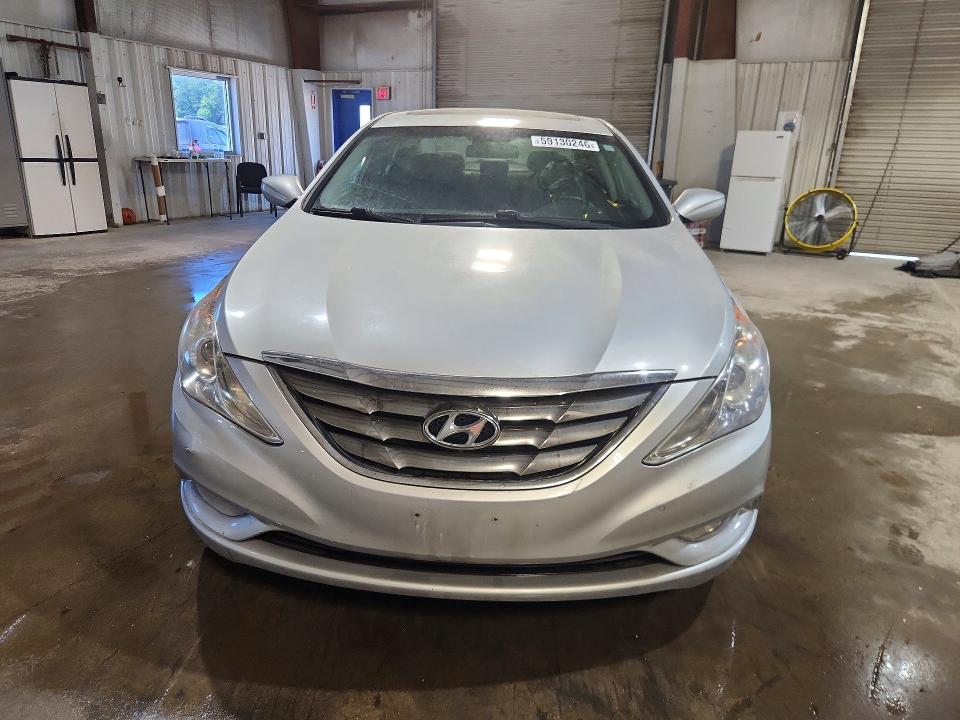 59130246 :رقم المزاد ، 5NPEC4AC2BH252660 vin ، 2011 Hyundai Sonata مزاد بيع