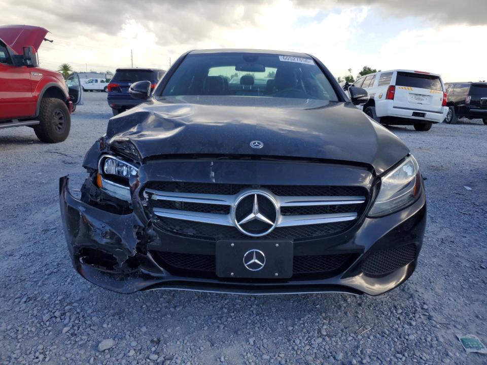 2018 Mercedes-benz C მანქანა იყიდება აუქციონზე, vin: 55SWF4KB6JU276795, აუქციონის ნომერი: 60527856