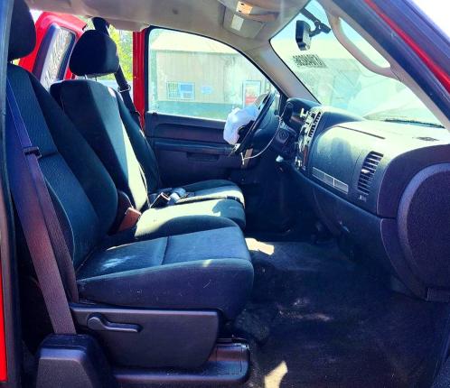 61049236 :رقم المزاد ، 1GCRKSE36BZ261549 vin ، 2011 Chevrolet Silverado مزاد بيع