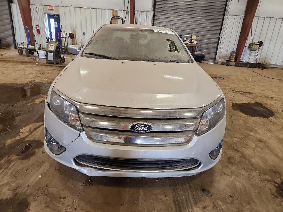 2010 Ford Fusion მანქანა იყიდება აუქციონზე, vin: 3FAHP0HA4AR410027, აუქციონის ნომერი: 61513786