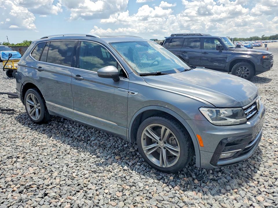 Продажа на аукционе авто 2019 Volkswagen Tiguan, vin: 3VV3B7AX7KM025104, номер лота: 59646446