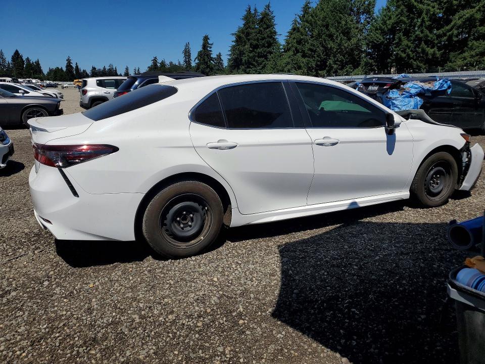 Продажа на аукционе авто 2024 Toyota Camry, vin: 4T1G11AK7RU842062, номер лота: 61011696