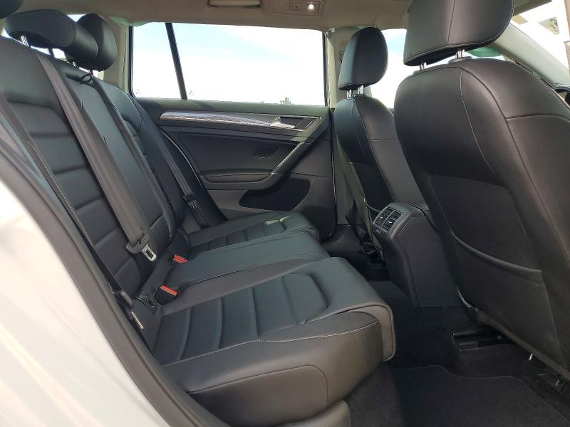 2017 Volkswagen Golf Alltrack მანქანა იყიდება აუქციონზე, vin: 3VWH17AU8HM533889, აუქციონის ნომერი: 59726716
