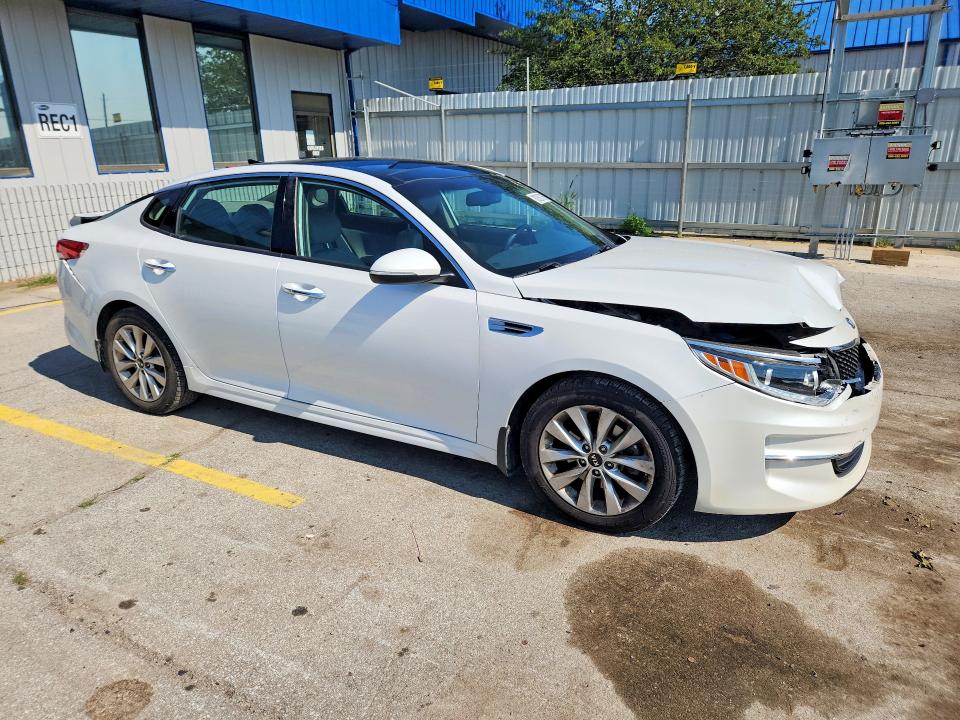 Продаж на аукціоні авто 2016 Kia Optima, vin: 5XXGU4L32GG063349, номер лоту: 62358726