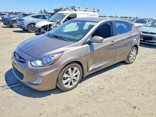 2012 Hyundai Accent მანქანა იყიდება აუქციონზე, vin: KMHCU5AE1CU017665, აუქციონის ნომერი: 61501626