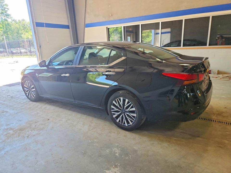 61125086 :رقم المزاد ، 1N4BL4DV1SN402537 vin ، 2025 Nissan Altima مزاد بيع