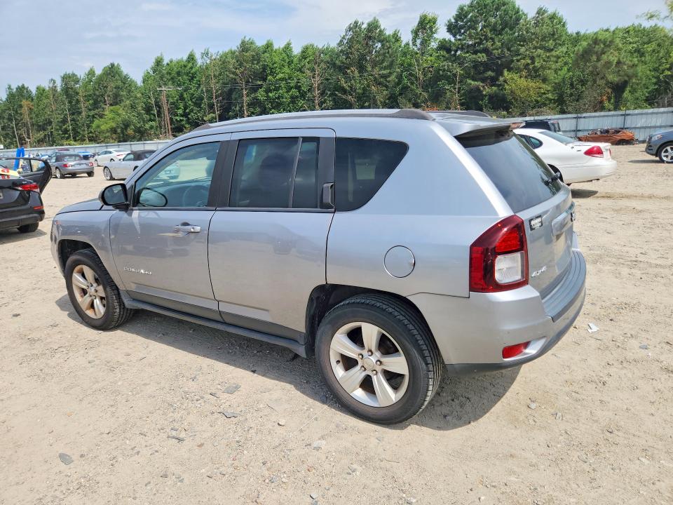 61630076 :رقم المزاد ، 1C4NJDBB3FD416621 vin ، 2015 Jeep Compass مزاد بيع