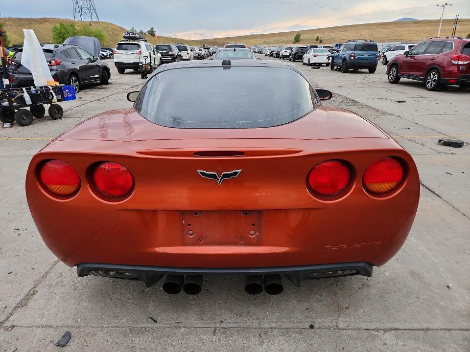 63038136 :رقم المزاد ، 1G1YY24U155123474 vin ، 2005 Chevrolet Corvette مزاد بيع