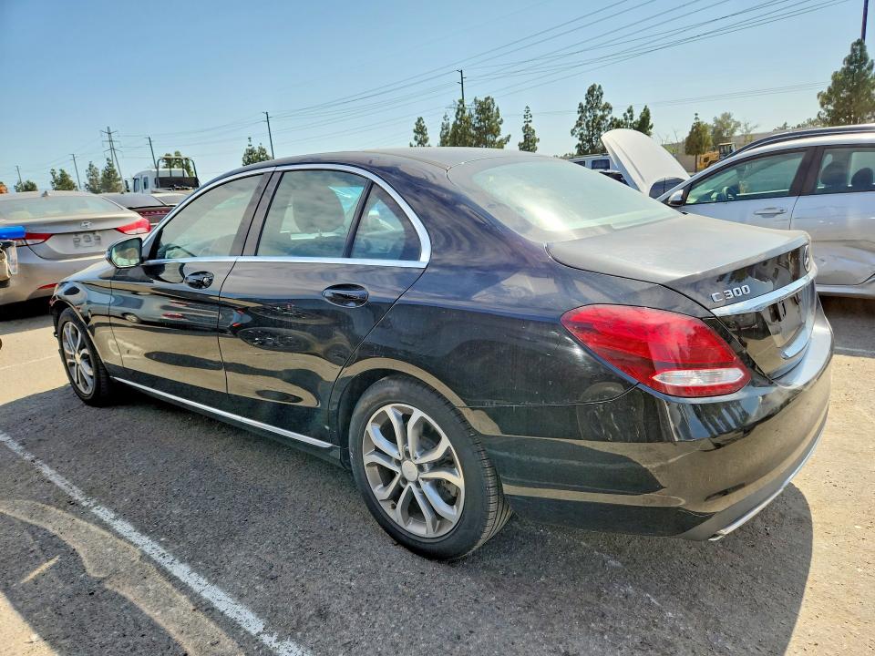 61977156 :رقم المزاد ، 55SWF4JB9GU157648 vin ، 2016 Mercedes-benz C مزاد بيع