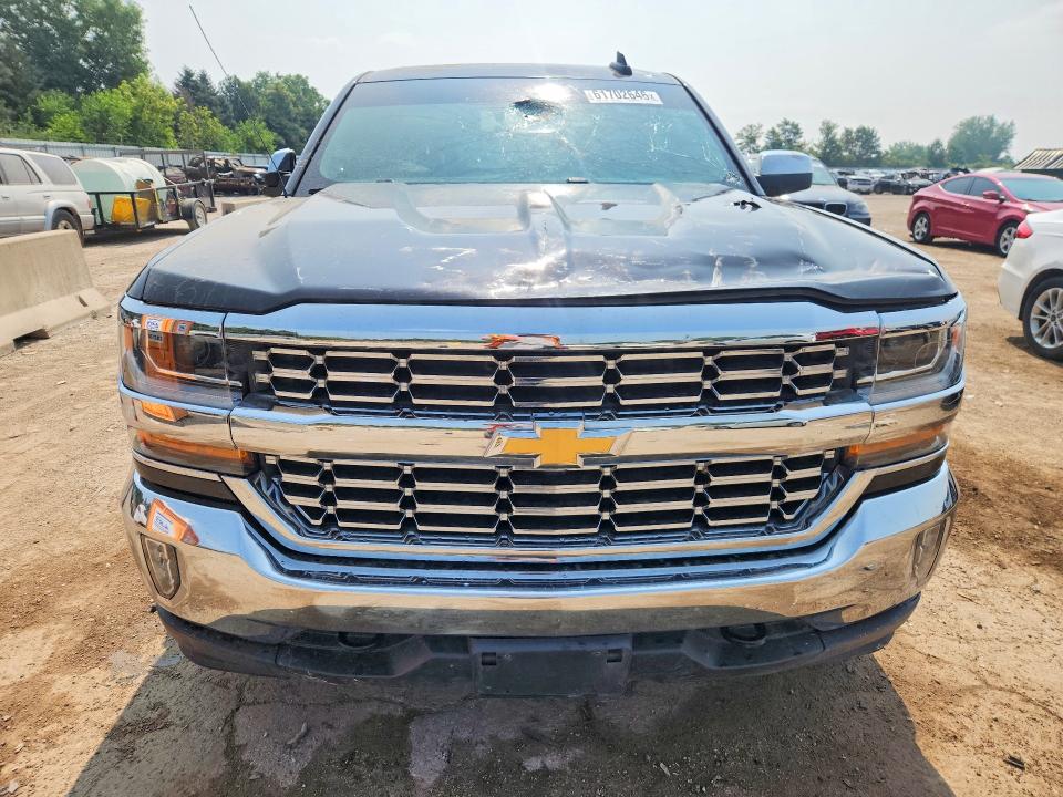 Продажа на аукционе авто 2018 Chevrolet Silverado, vin: 1GCVKRECXJZ198252, номер лота: 61702646