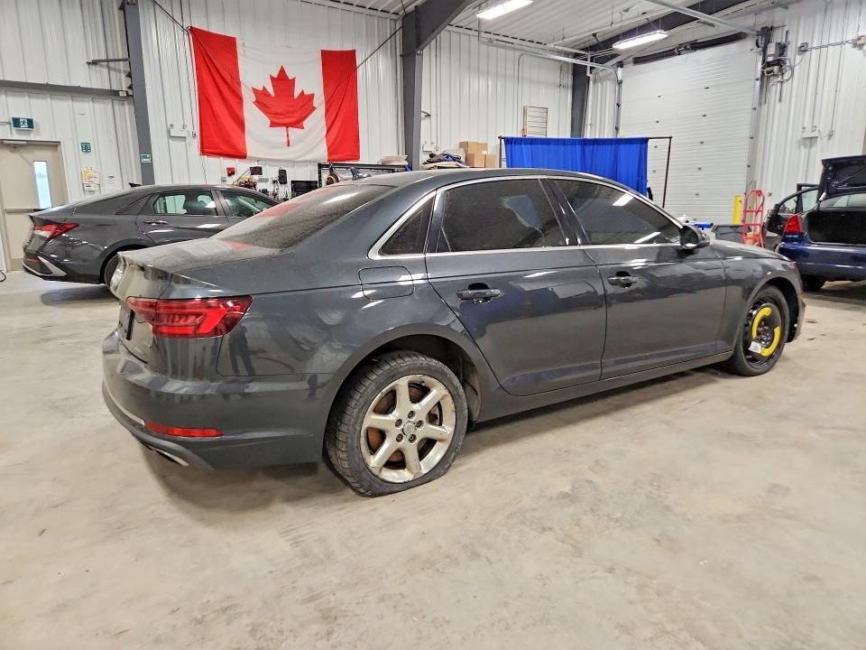 61437256 :رقم المزاد ، WAUANAF46KN010296 vin ، 2019 Audi A4 مزاد بيع
