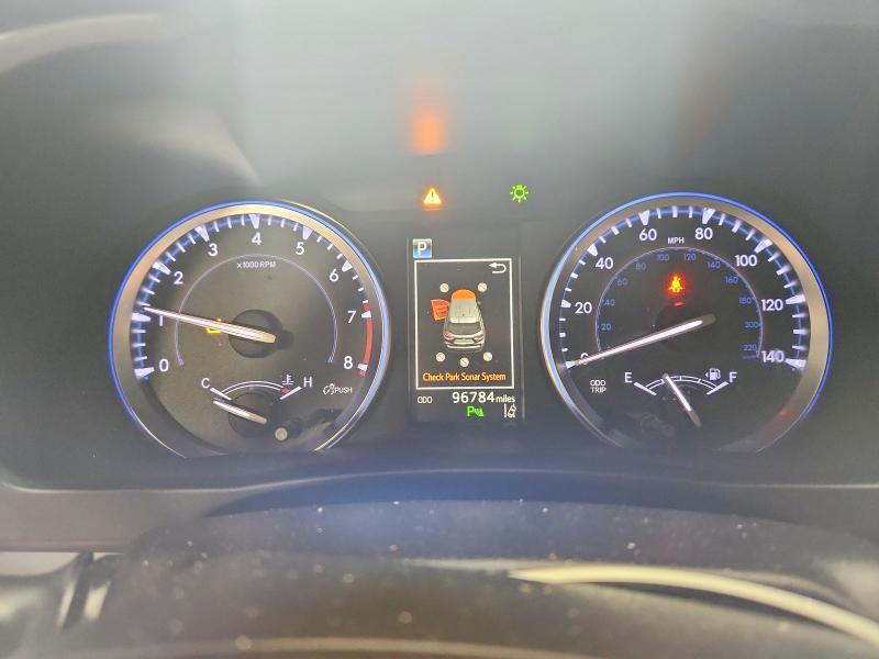 61382656 :رقم المزاد ، 5TDDZRFH0JS834857 vin ، 2018 Toyota Highlander مزاد بيع