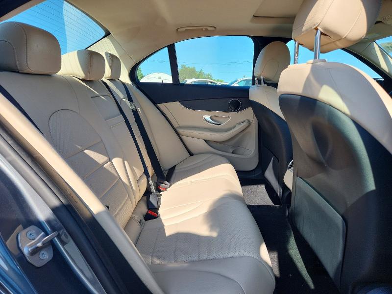 62124636 :رقم المزاد ، WDDWF8EBXLR526790 vin ، 2020 Mercedes-benz C مزاد بيع
