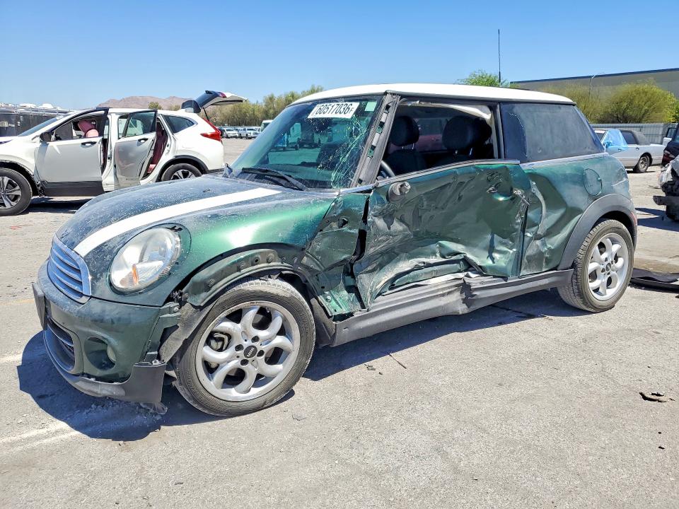 2013 Mini Cooper მანქანა იყიდება აუქციონზე, vin: WMWSU3C57DT375746, აუქციონის ნომერი: 60517036