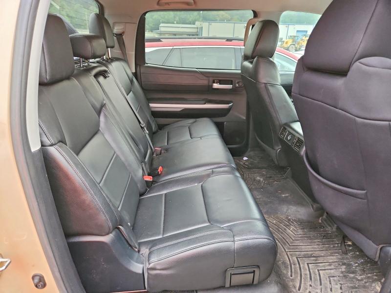 Продажа на аукционе авто 2017 Toyota Tundra, vin: 5TFHY5F1XHX583379, номер лота: 60584036