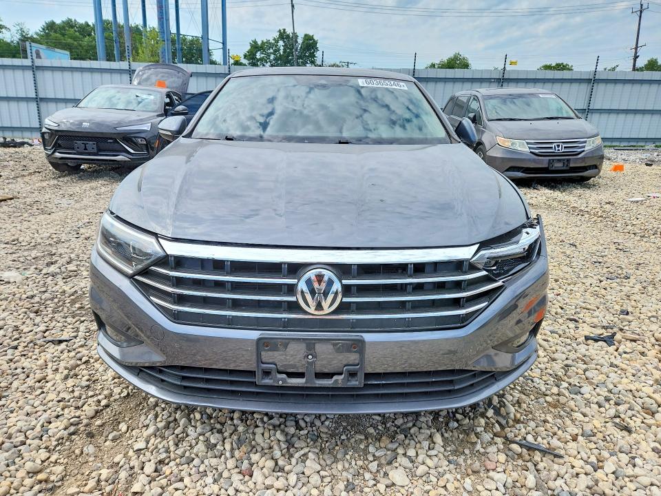 60365346 :رقم المزاد ، 3VWGB7BU3LM013888 vin ، 2020 Volkswagen Jetta مزاد بيع