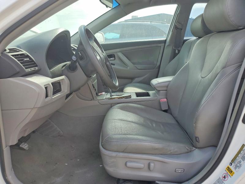 61088406 :رقم المزاد ، 4T1BE46KX7U617902 vin ، 2007 Toyota Camry مزاد بيع