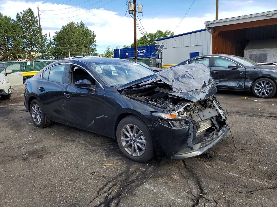 60236036 :رقم المزاد ، JM1BPAAL4M1344854 vin ، 2021 Mazda 3 مزاد بيع