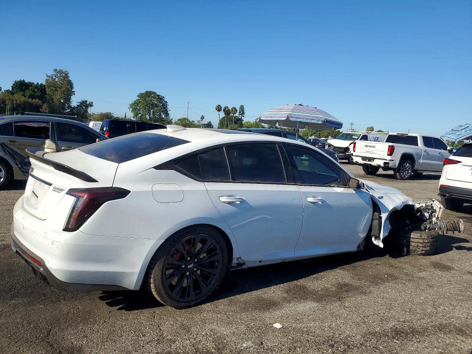 60610126 :رقم المزاد ، 1G6D35R66R0810309 vin ، 2024 Cadillac Ct5-v مزاد بيع