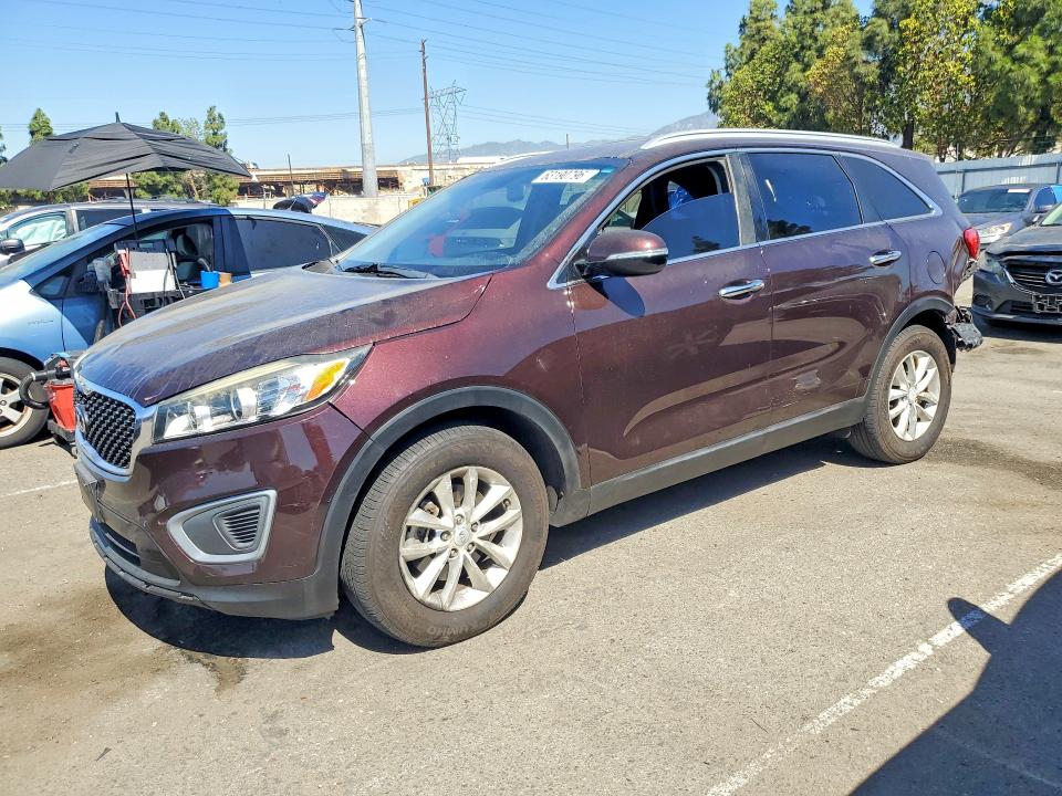 63190796 :رقم المزاد ، 5XYPG4A52GG010593 vin ، 2016 Kia Sorento مزاد بيع