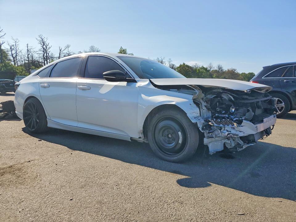 62270656 :رقم المزاد ، 1HGCV1F31KA120362 vin ، 2019 Honda Accord مزاد بيع