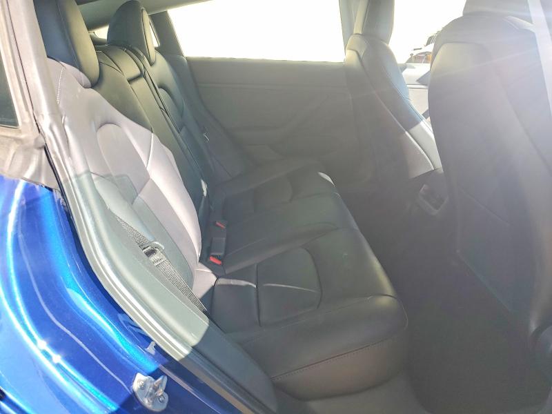 61048636 :رقم المزاد ، 5YJ3E1EB4LF636408 vin ، 2020 Tesla Model 3 مزاد بيع