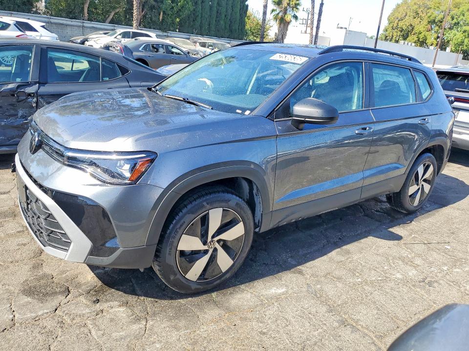 62536636 :رقم المزاد ، 3VV8C7B26TM047005 vin ، 2026 Volkswagen Taos مزاد بيع