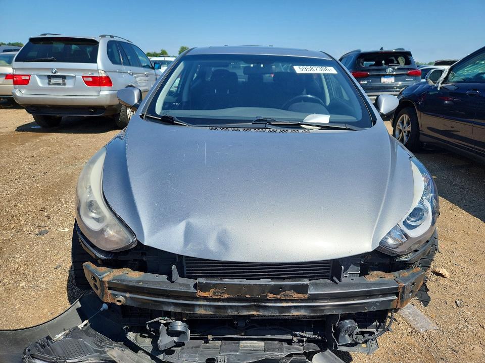 59587306 :رقم المزاد ، KMHDH4AE4FU297735 vin ، 2015 Hyundai Elantra مزاد بيع