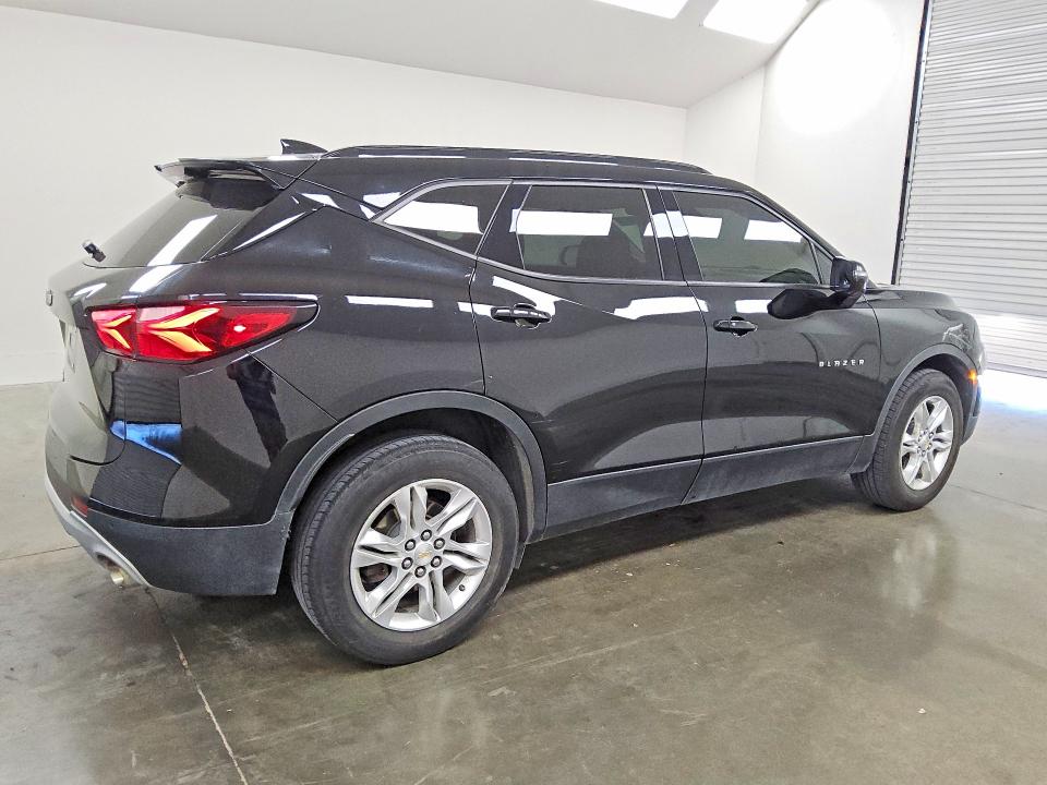 59662106 :رقم المزاد ، 3GNKBHR40NS147935 vin ، 2022 Chevrolet Blazer مزاد بيع