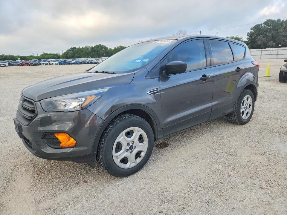 63130926 :رقم المزاد ، 1FMCU0F76KUA34196 vin ، 2019 Ford Escape مزاد بيع