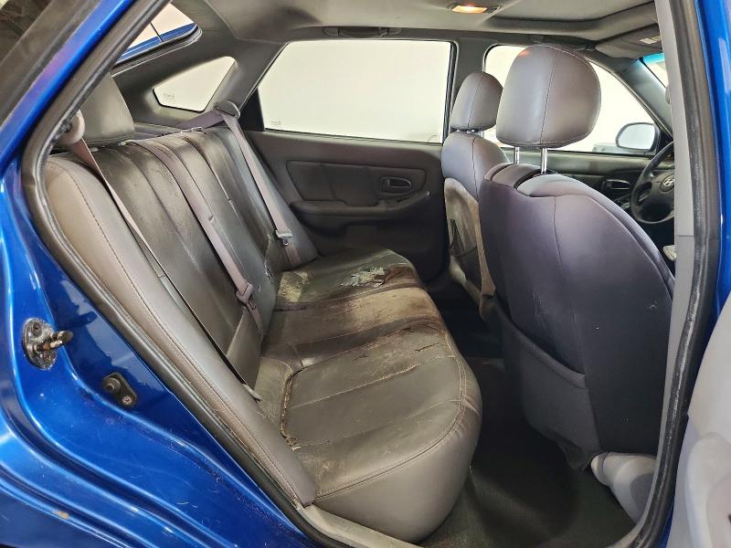 60693136 :رقم المزاد ، KMHDN56D34U127183 vin ، 2004 Hyundai Elantra مزاد بيع